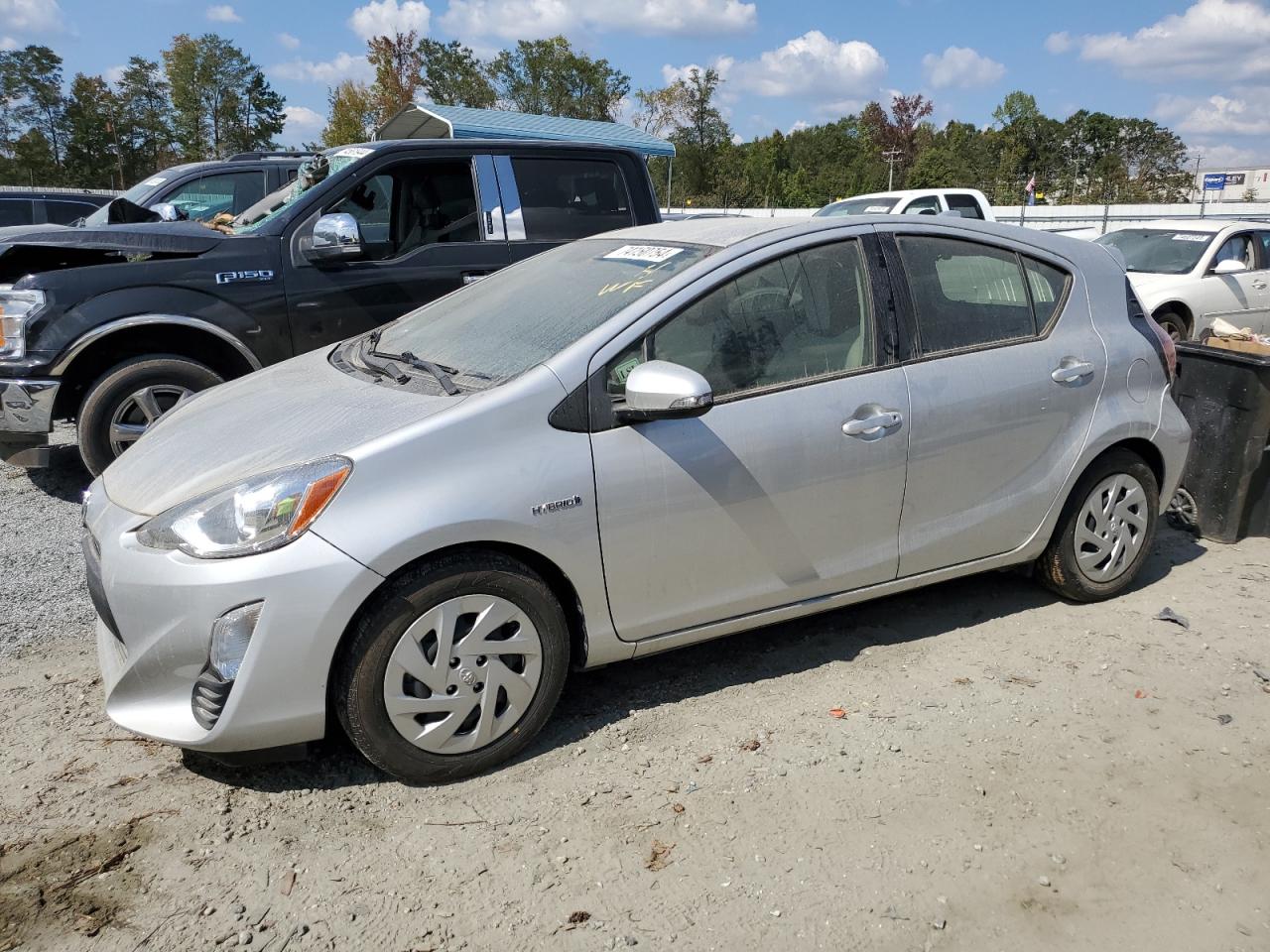 TOYOTA PRIUS C 2016