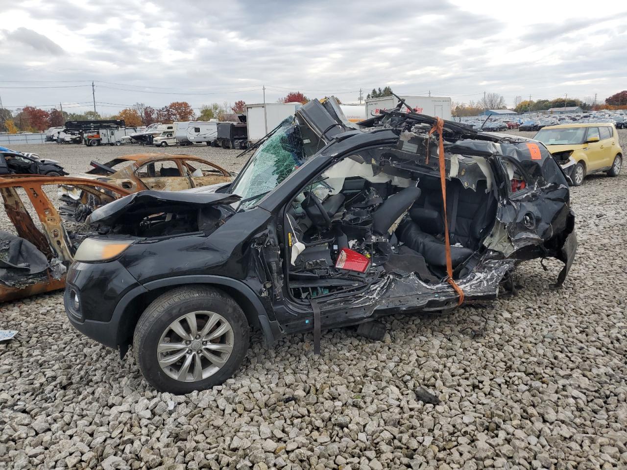KIA SORENTO EX 2011