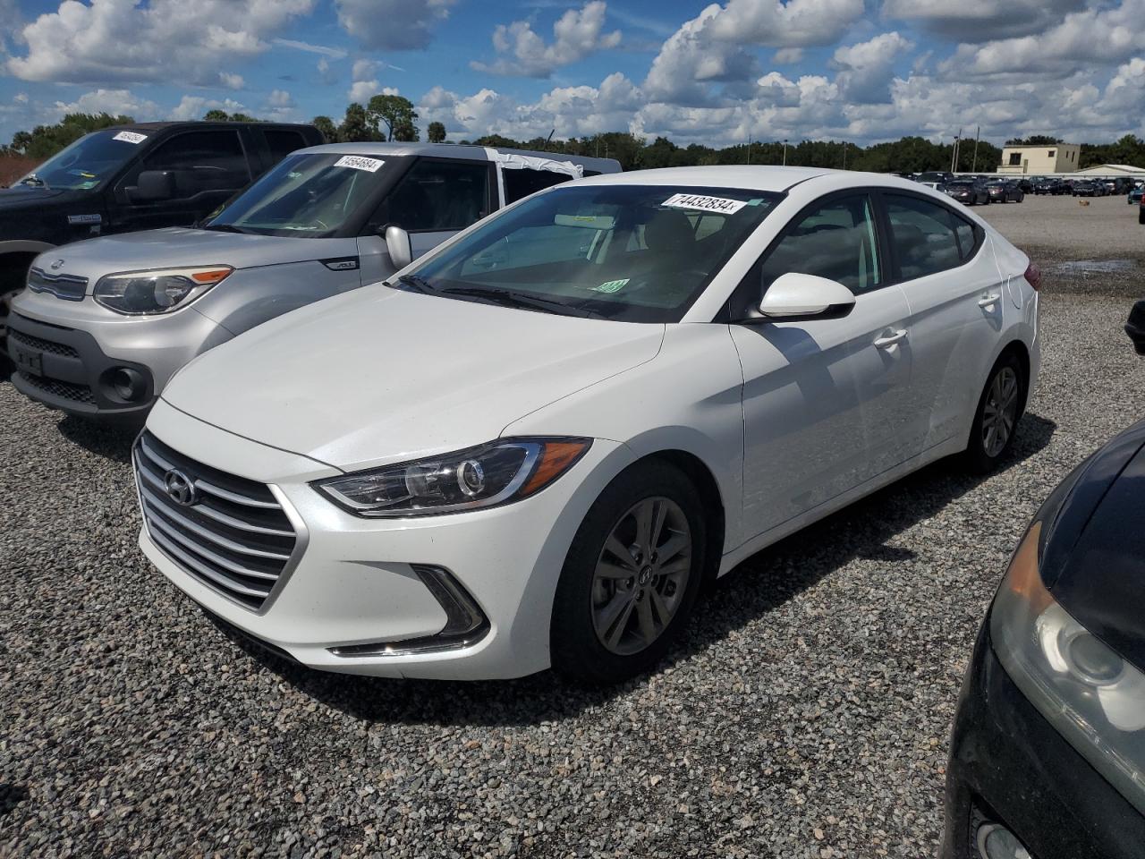 HYUNDAI ELANTRA SE 2017