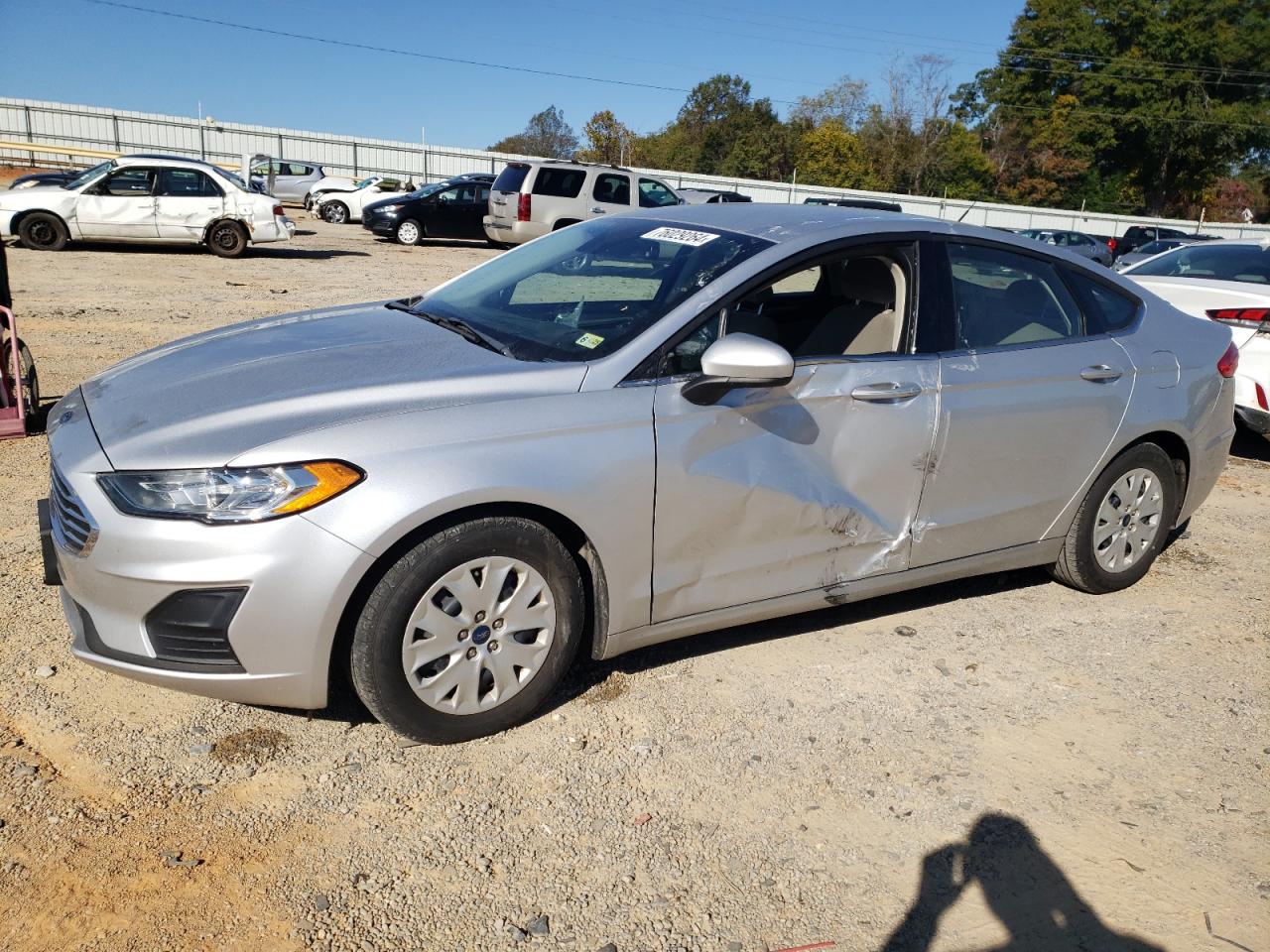 FORD FUSION S 2019