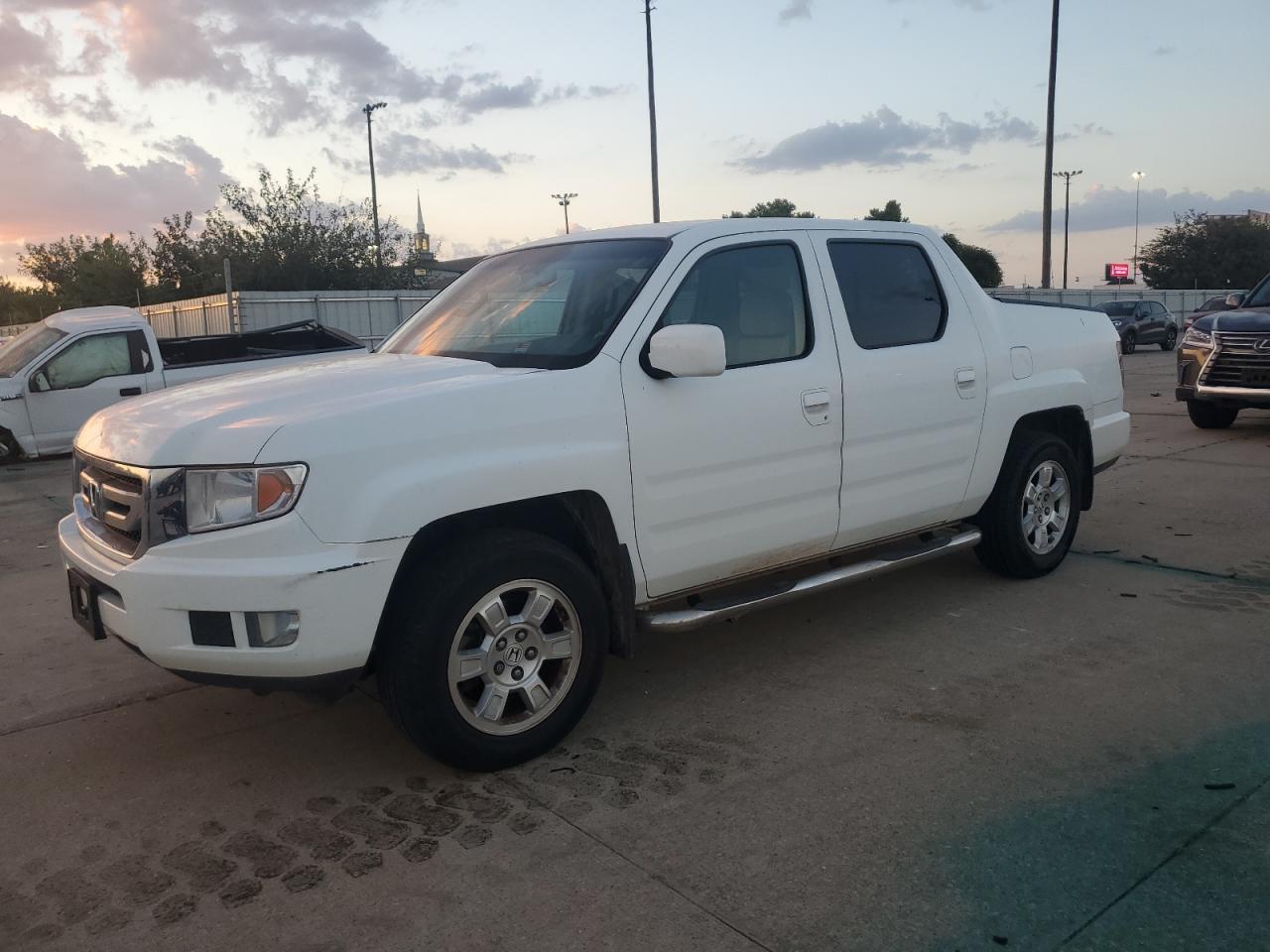 HONDA RIDGELINE 2009