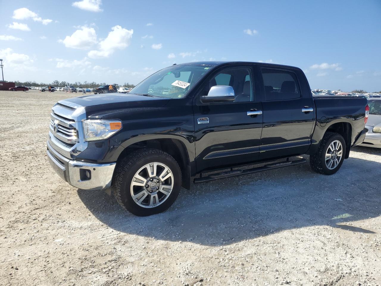 TOYOTA TUNDRA CRE 2017