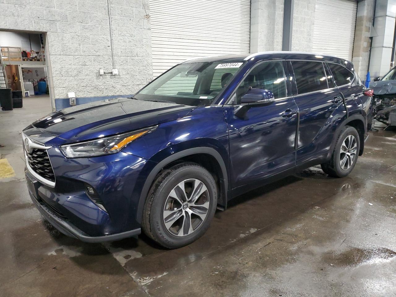 TOYOTA HIGHLANDER 2022
