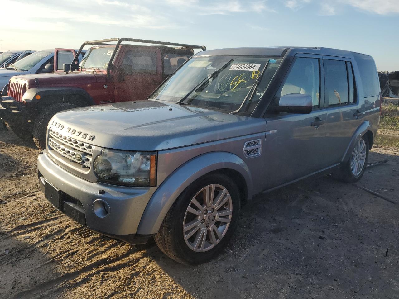 LAND ROVER LR4 HSE 2011