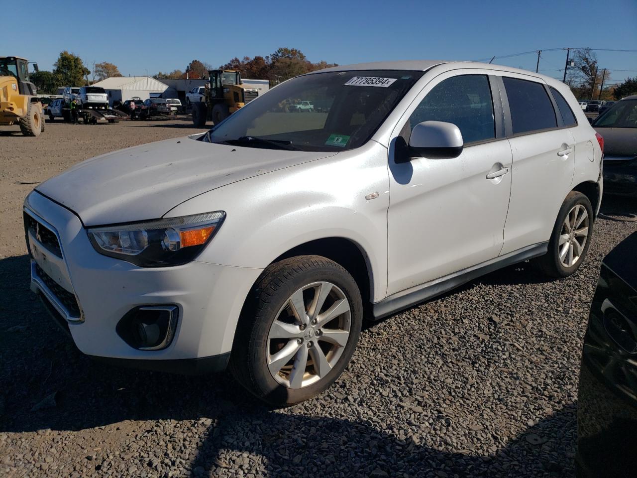 MITSUBISHI OUTLANDER 2015