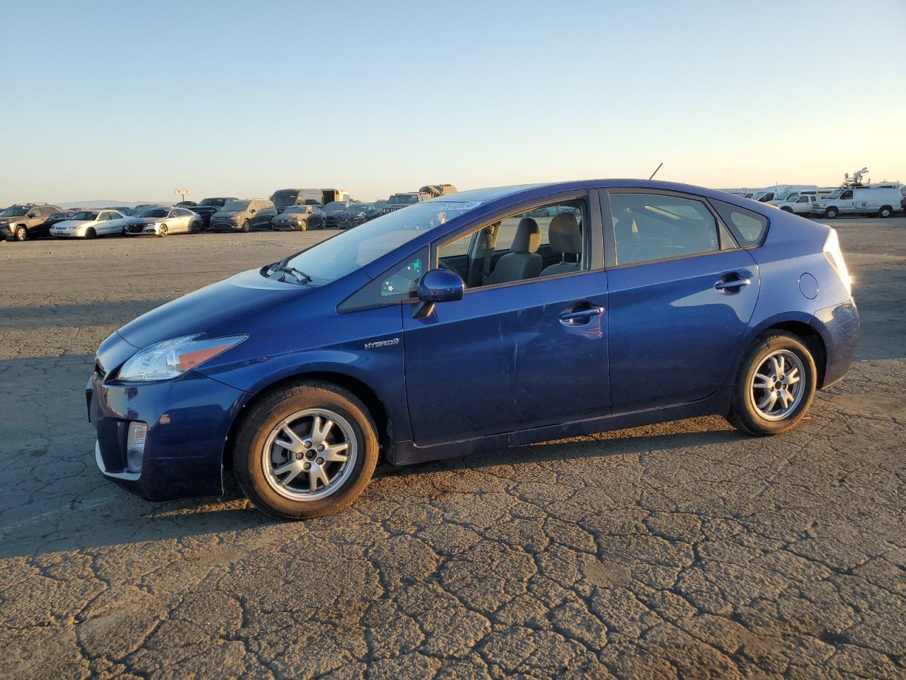 TOYOTA PRIUS 2010