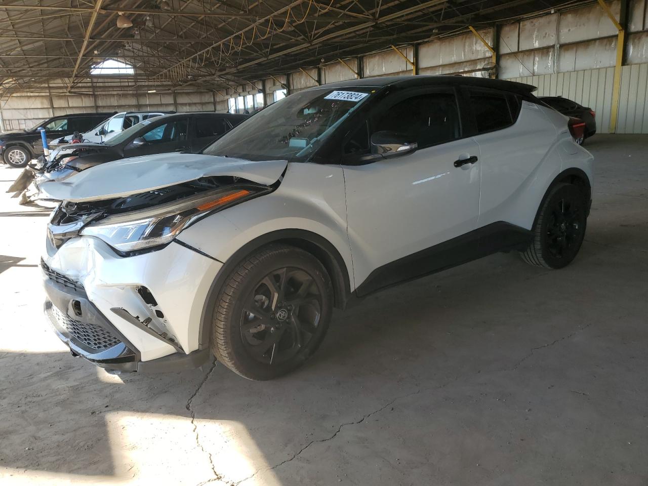 TOYOTA C-HR XLE 2022