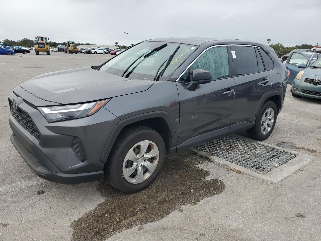 TOYOTA RAV4 LE 2023