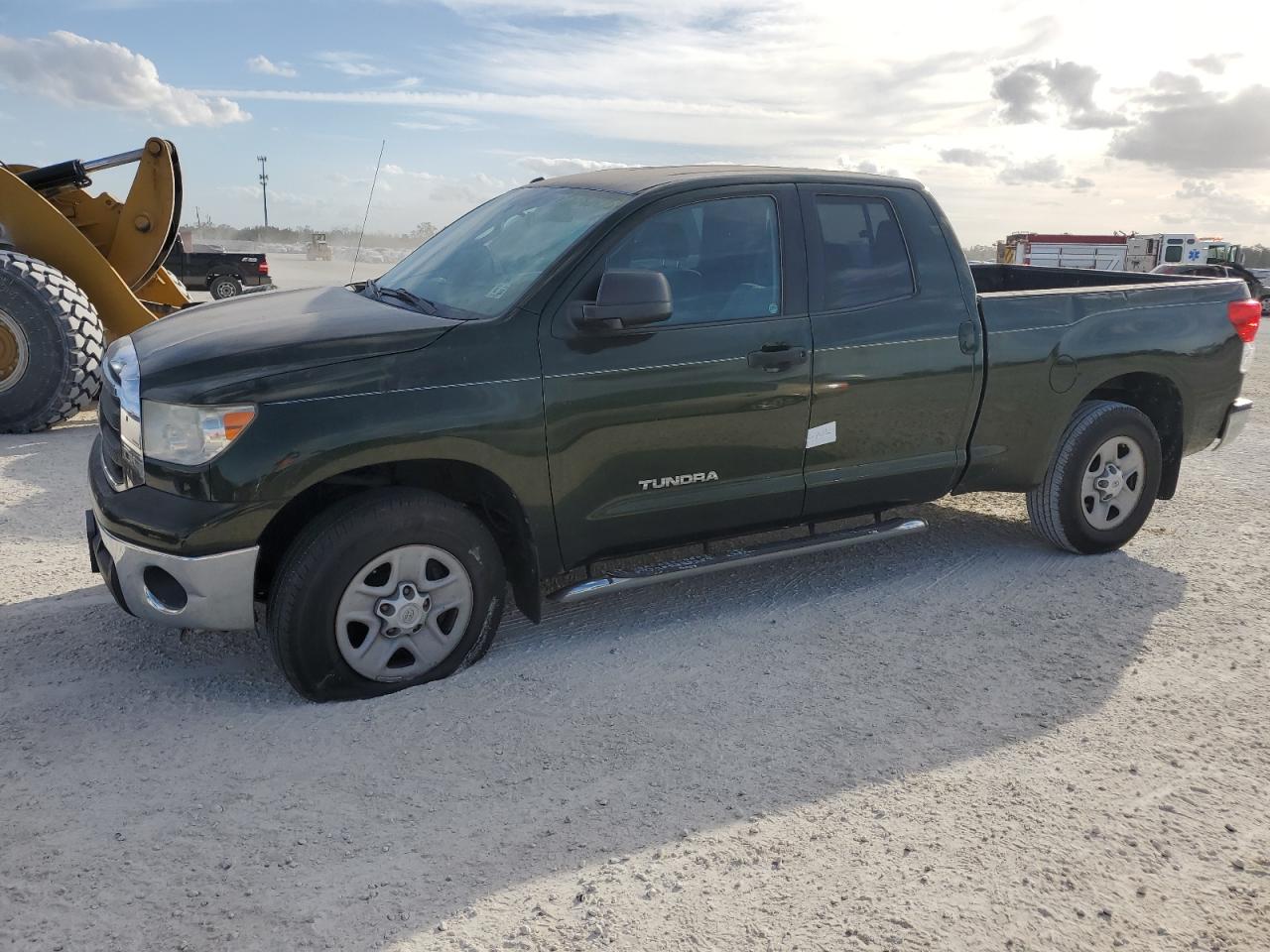 TOYOTA TUNDRA DOU 2013