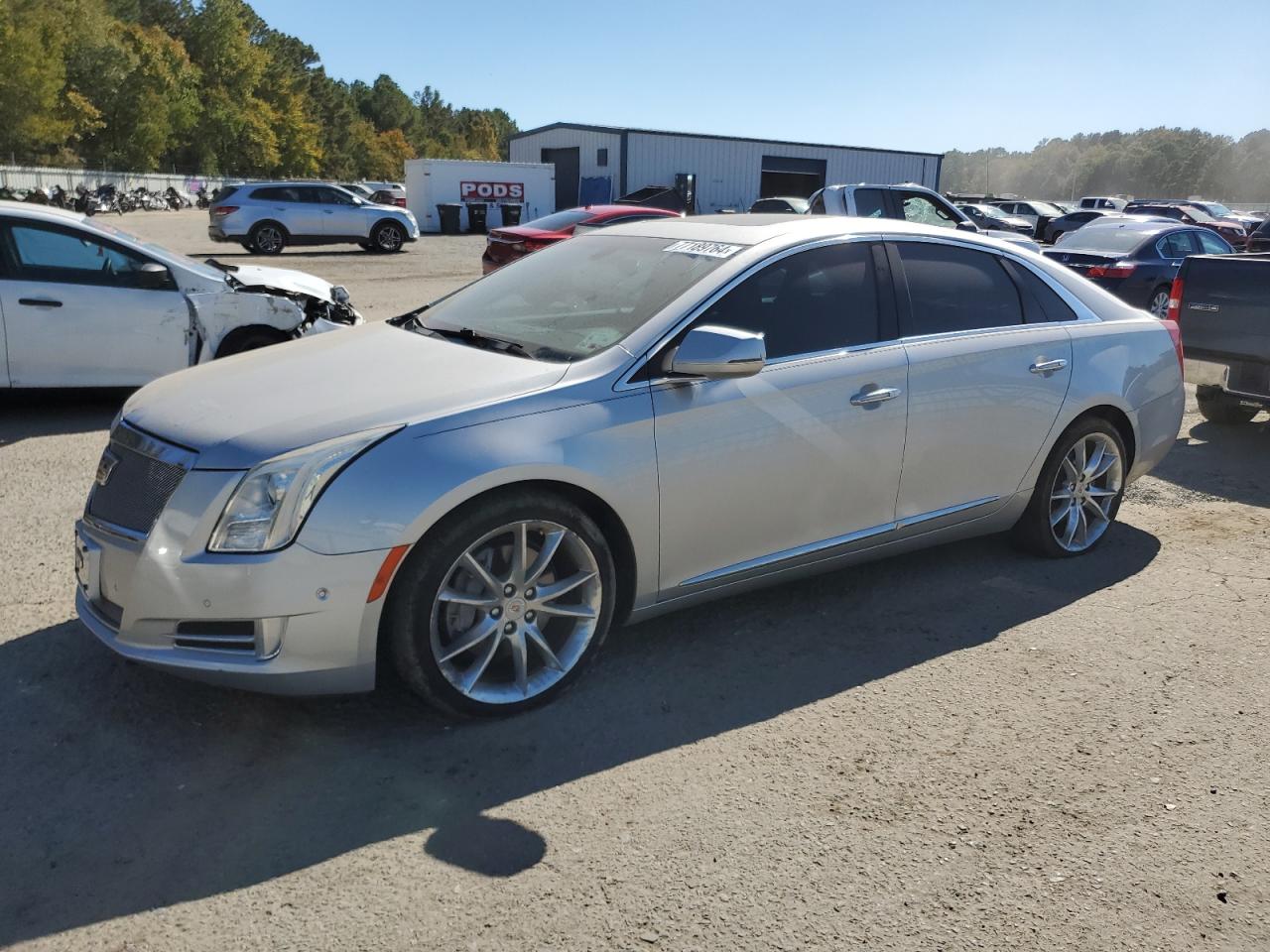 CADILLAC XTS LUXURY 2016