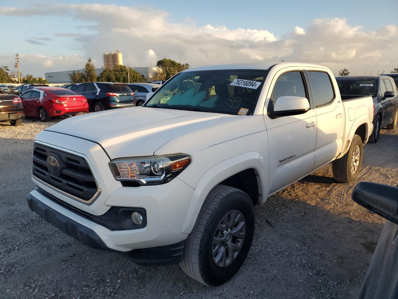 TOYOTA TACOMA DOU 2018