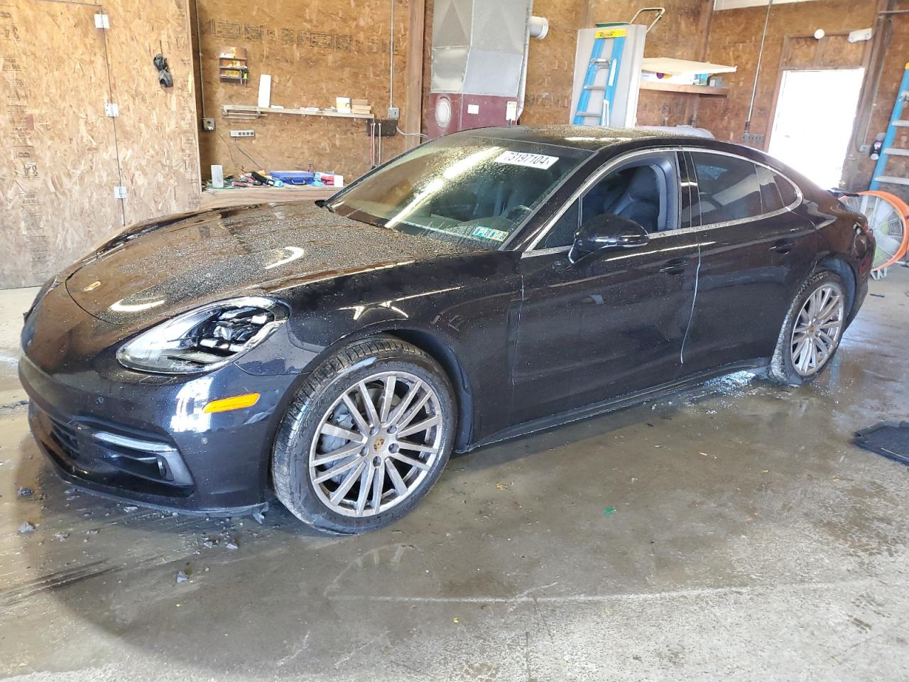 PORSCHE PANAMERA 4 2017