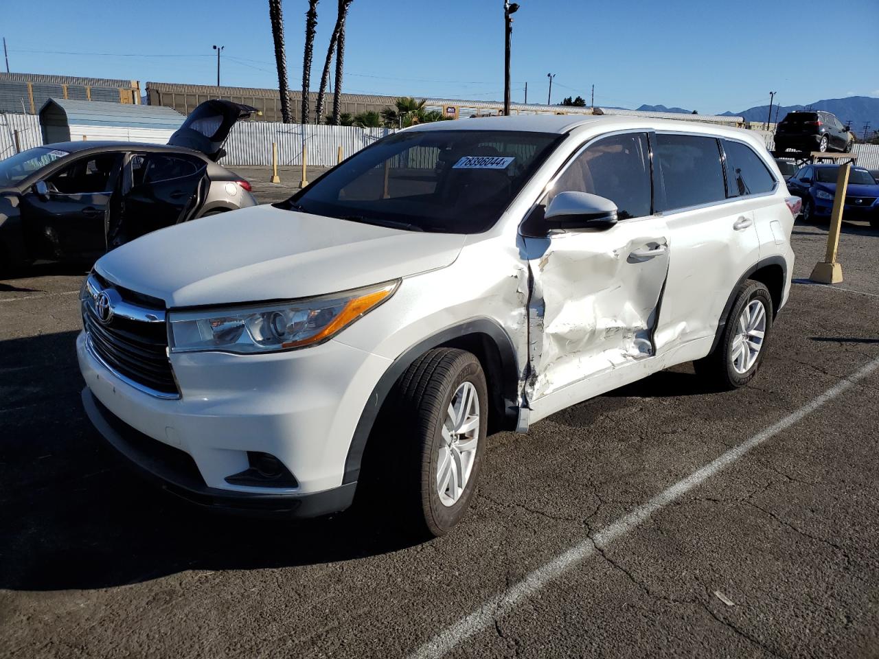 TOYOTA HIGHLANDER 2016