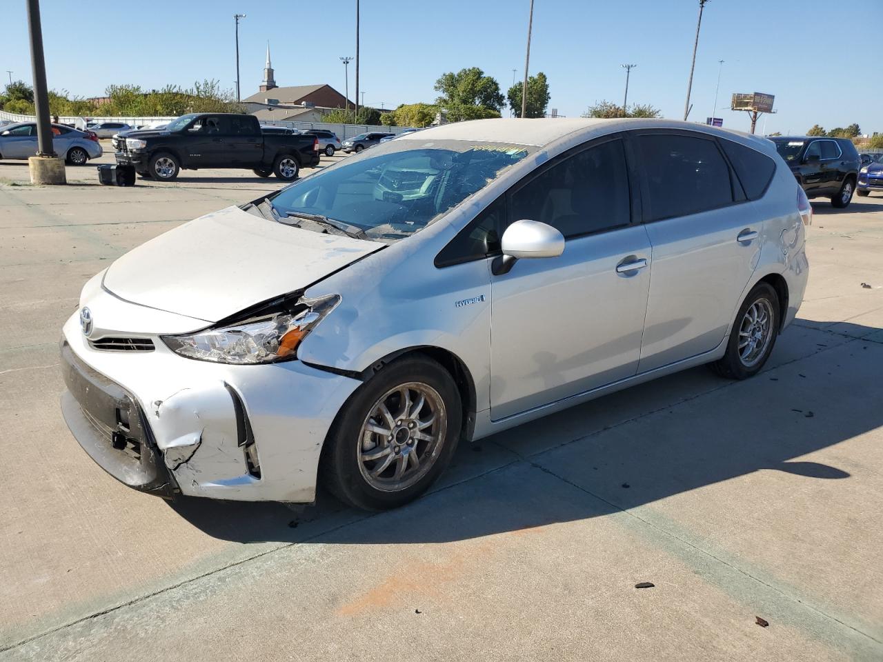 TOYOTA PRIUS V 2017