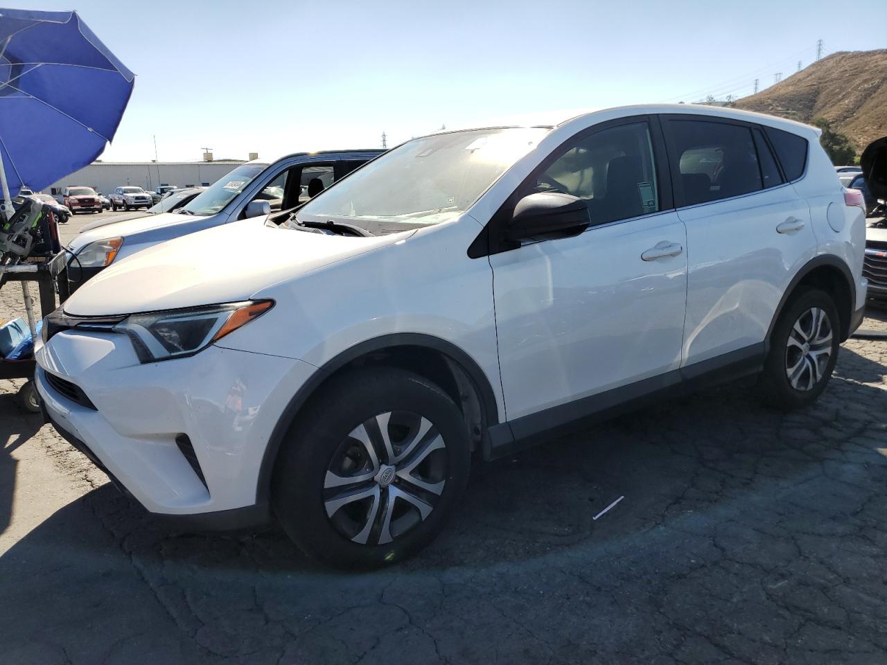 TOYOTA RAV4 LE 2018