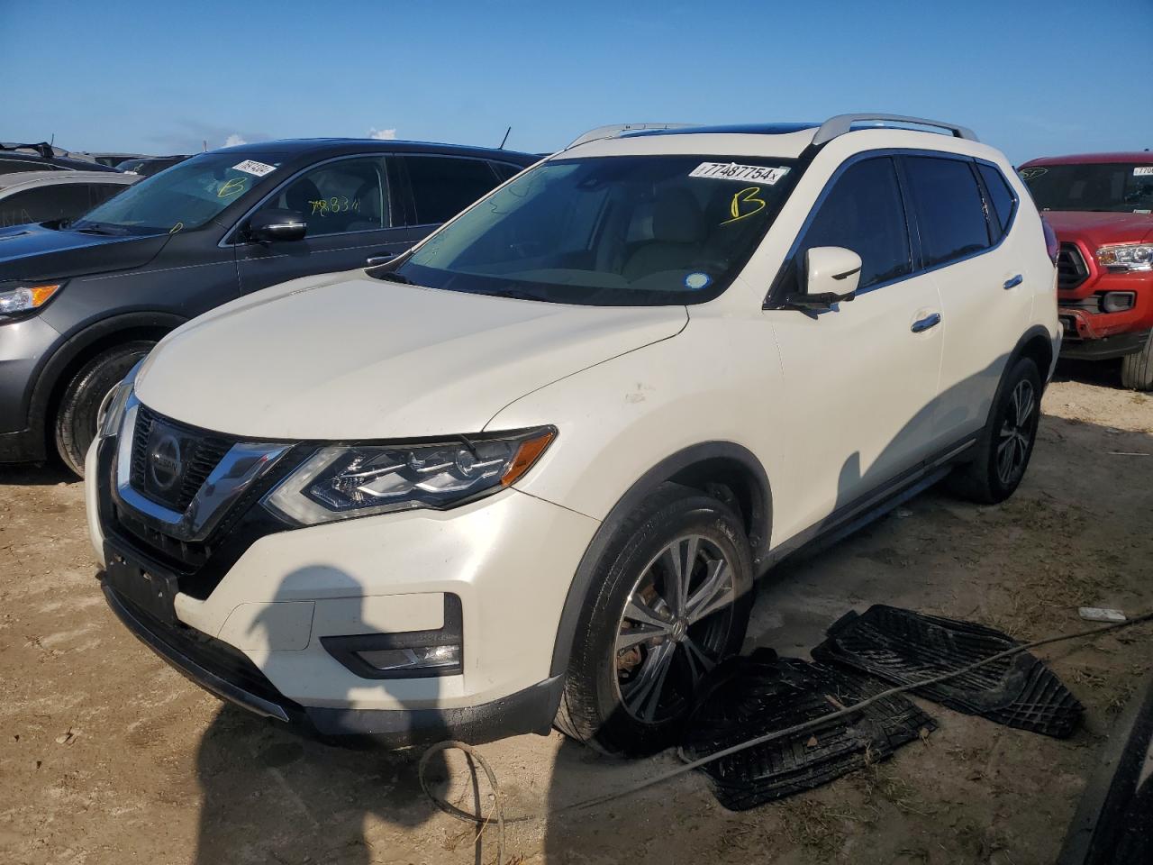 NISSAN ROGUE SV 2017