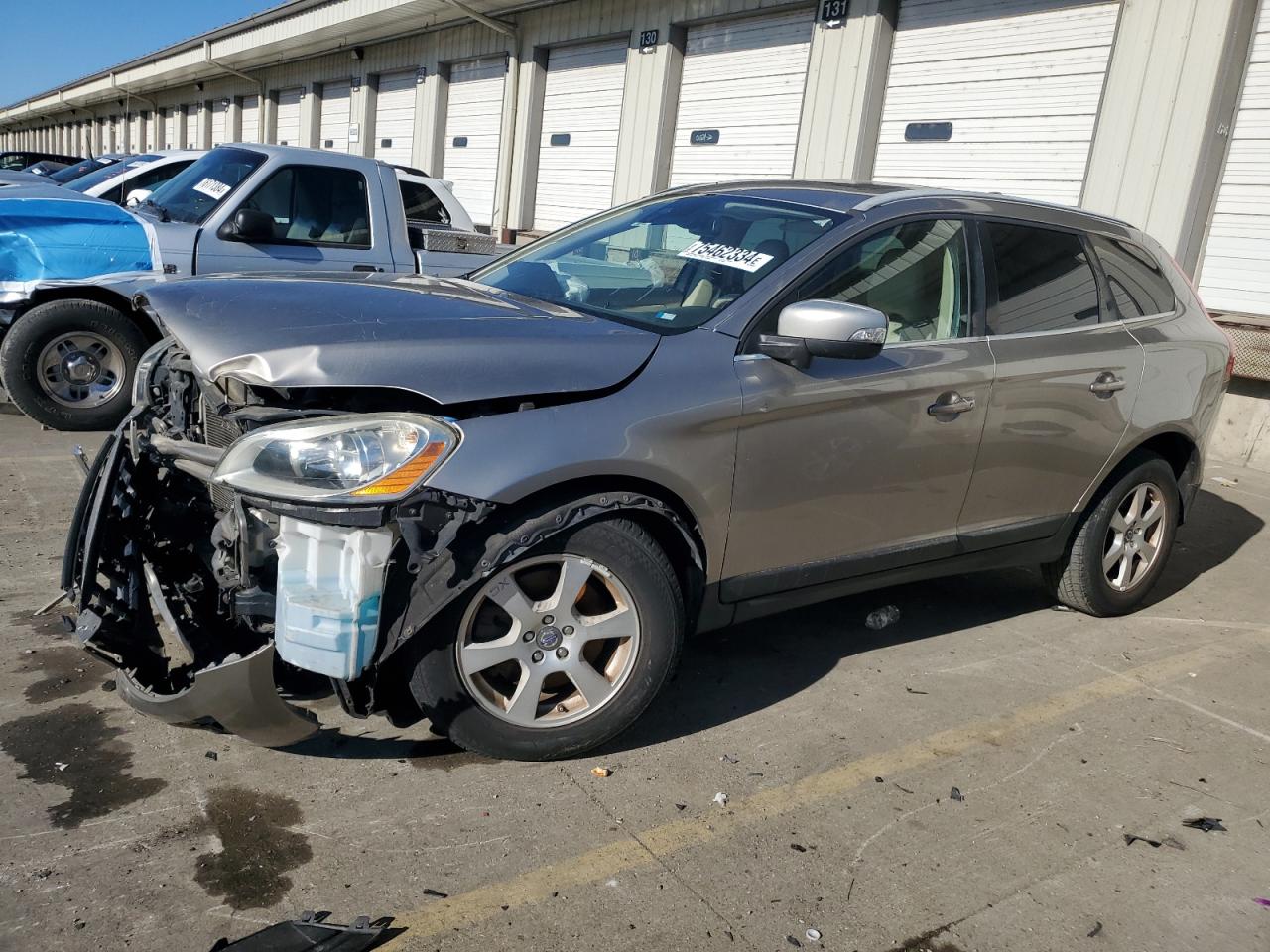 VOLVO XC60 2011