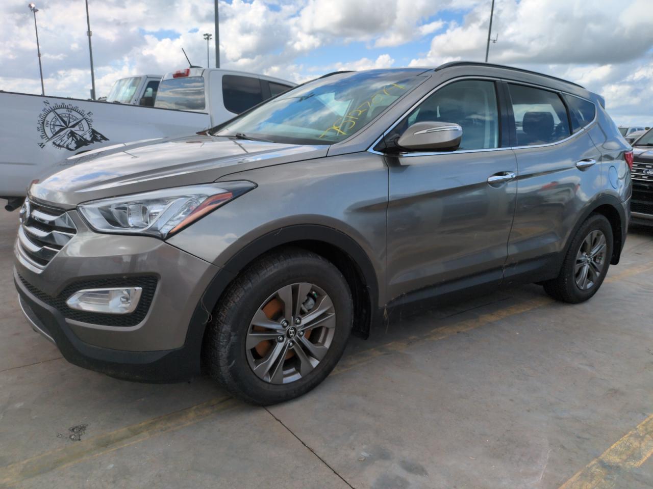 HYUNDAI SANTA FE S 2015