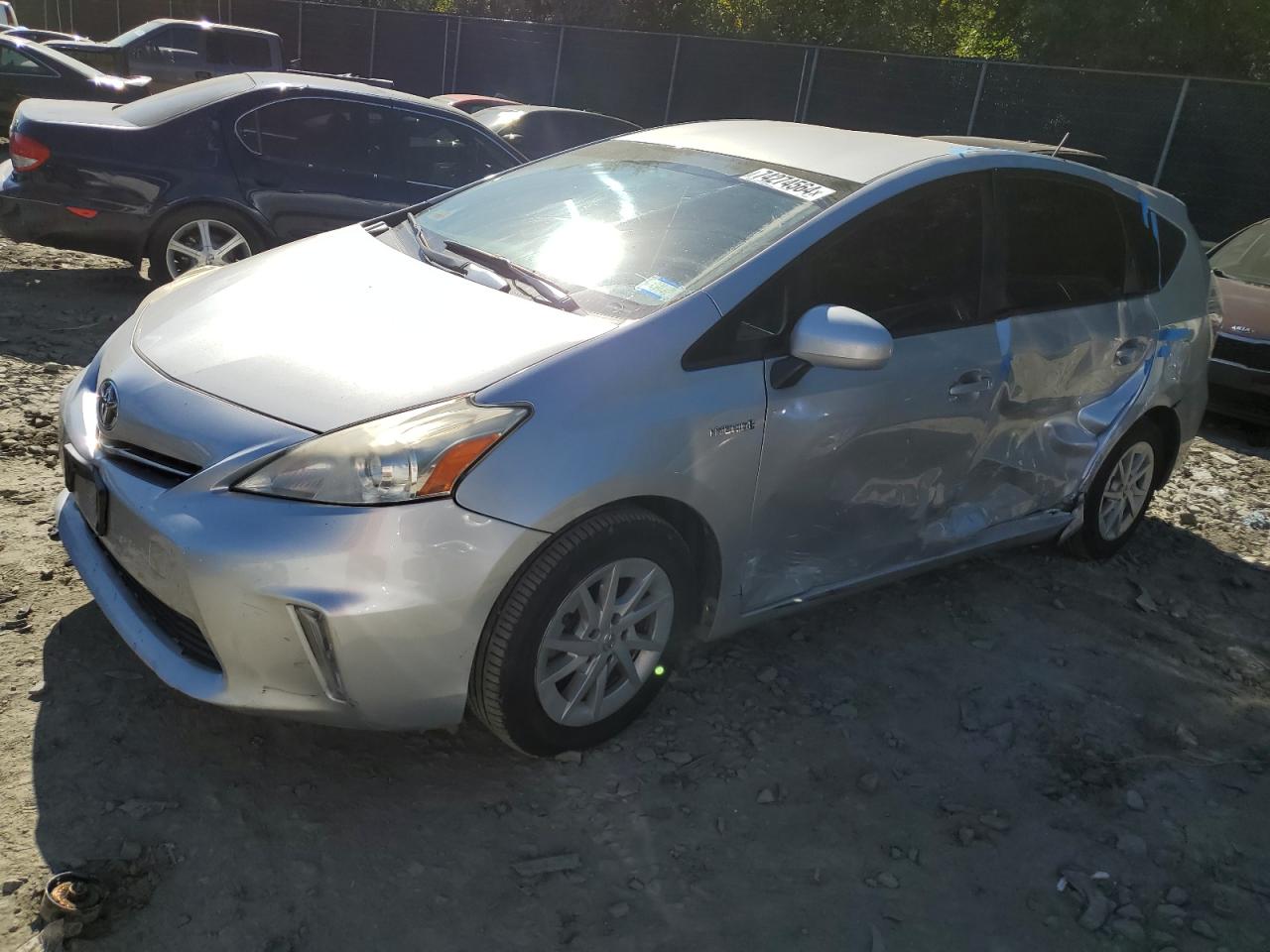 TOYOTA PRIUS V 2012
