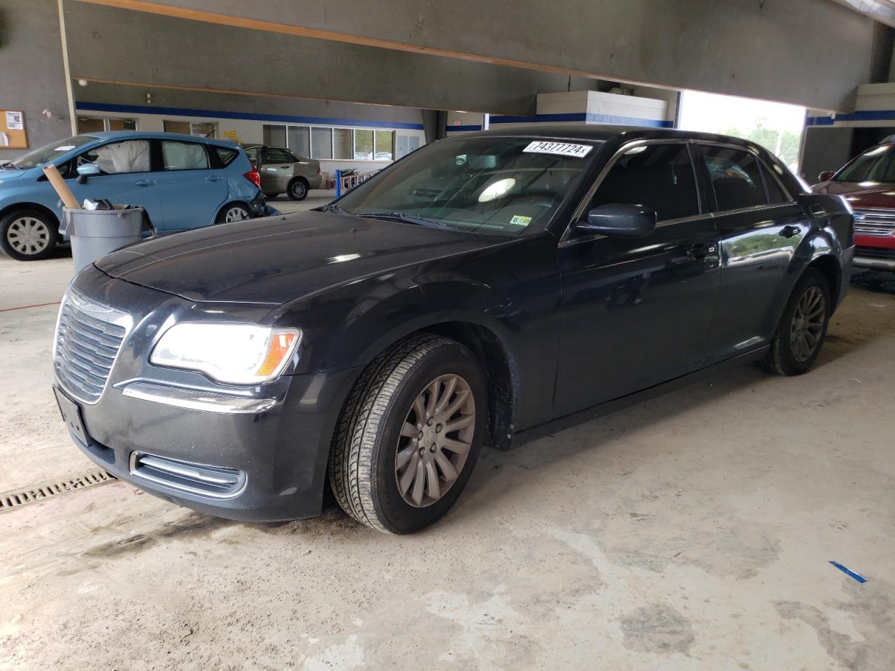 CHRYSLER 300 2013