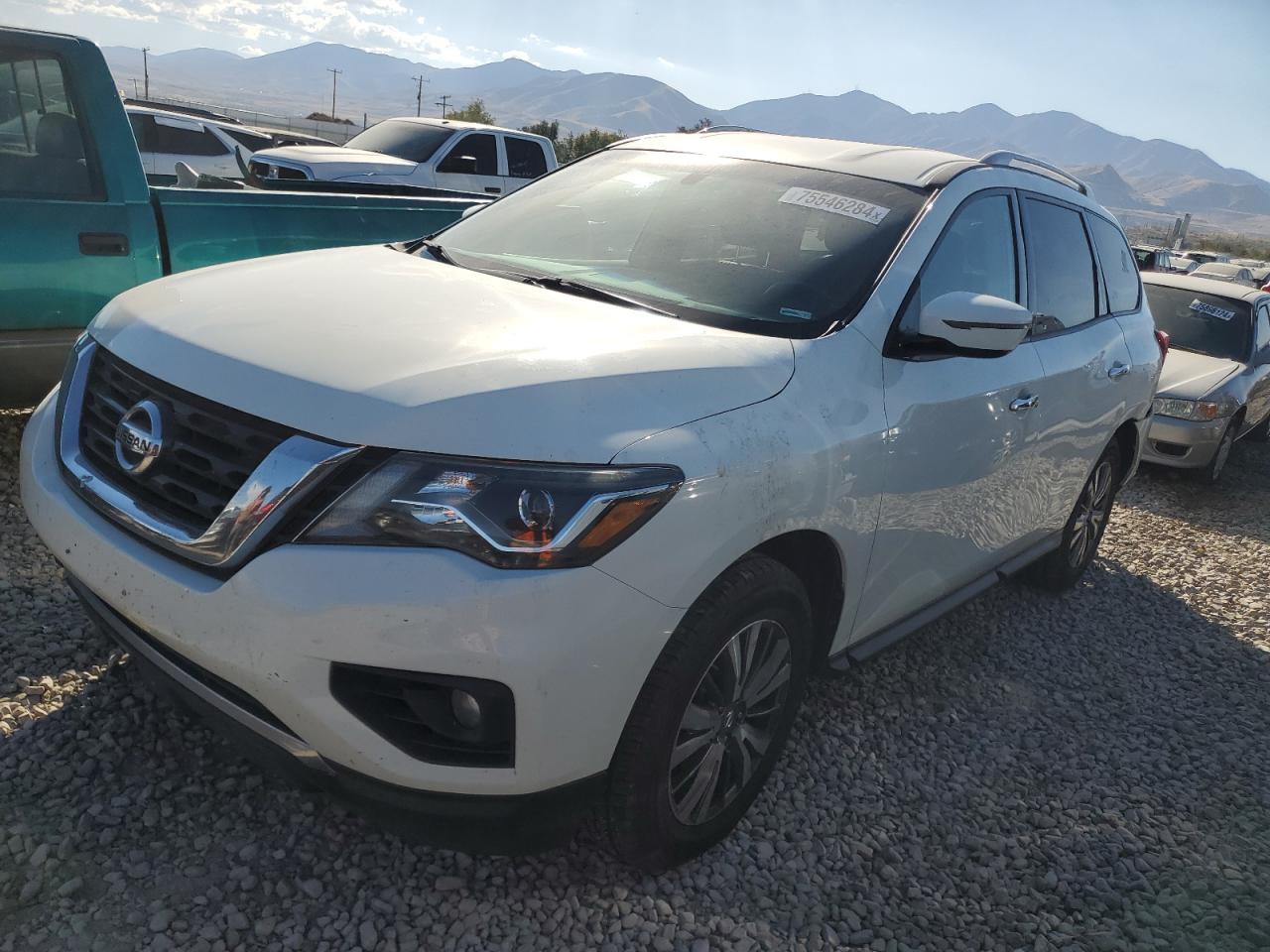 NISSAN PATHFINDER 2018