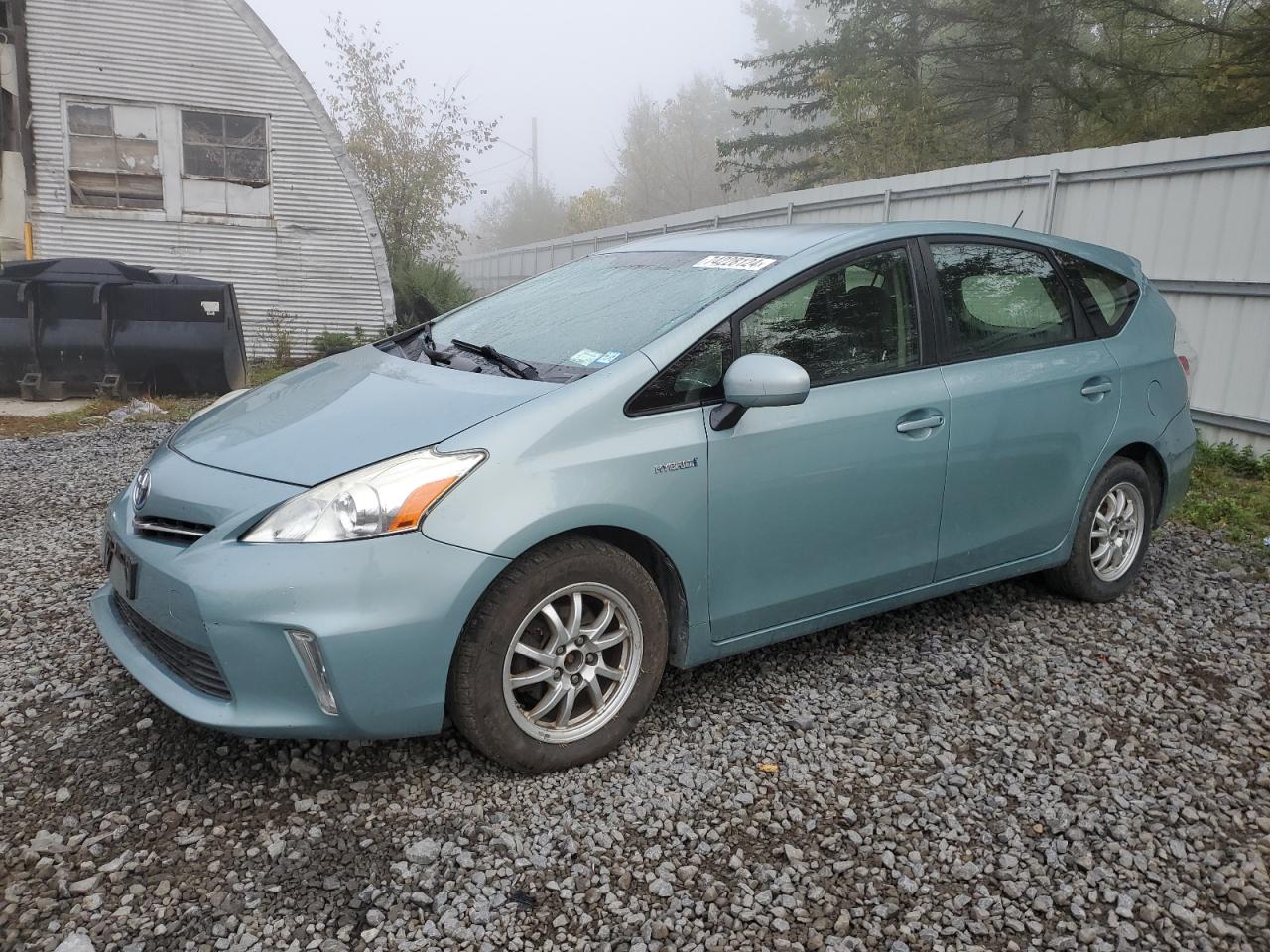 TOYOTA PRIUS V 2014
