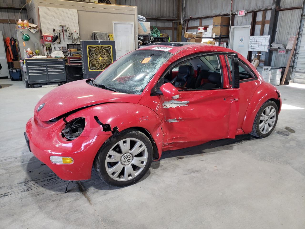 VOLKSWAGEN NEW BEETLE 2003