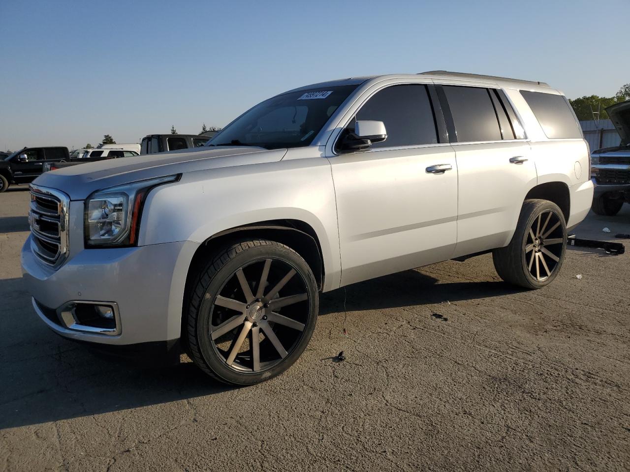 GMC YUKON SLE 2015