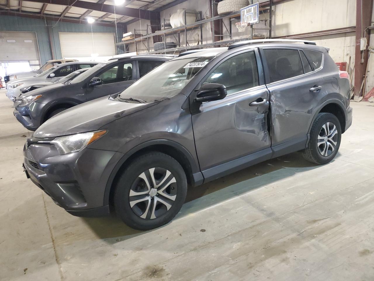 TOYOTA RAV4 LE 2017