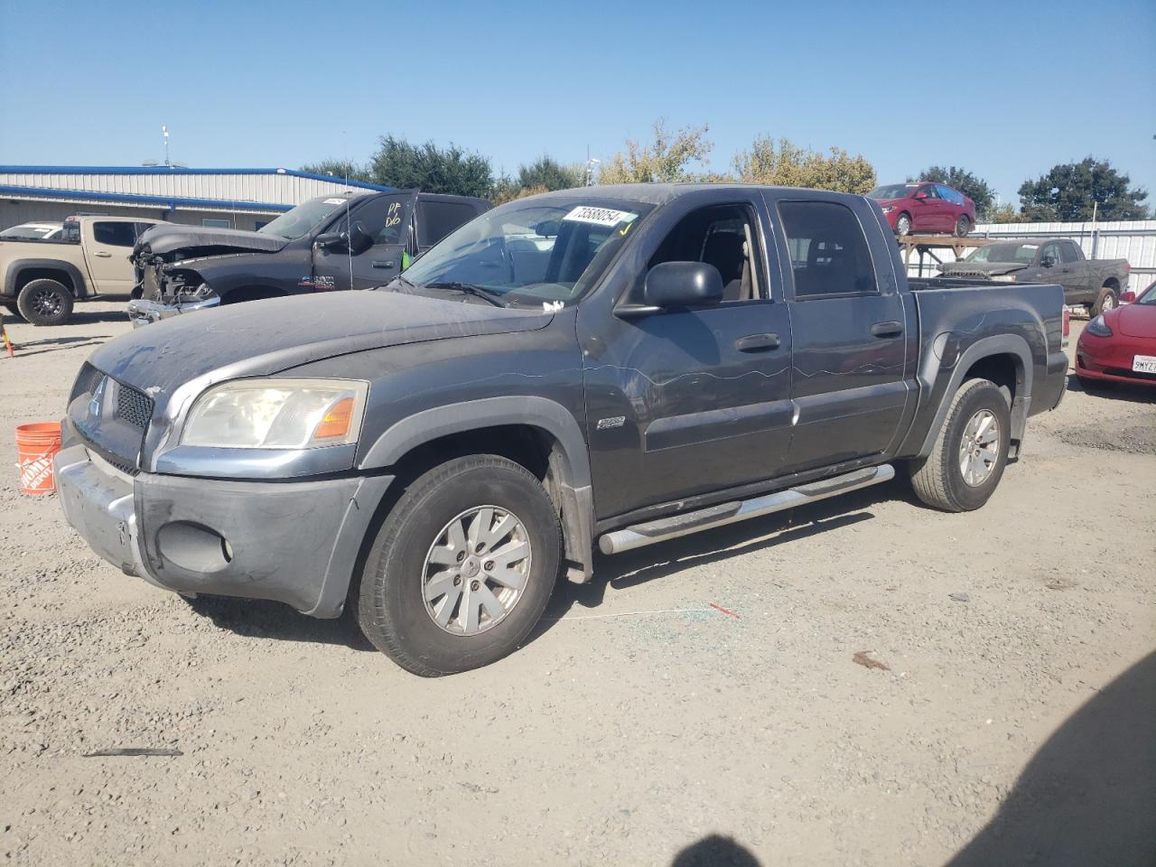 MITSUBISHI RAIDER DUR 2006