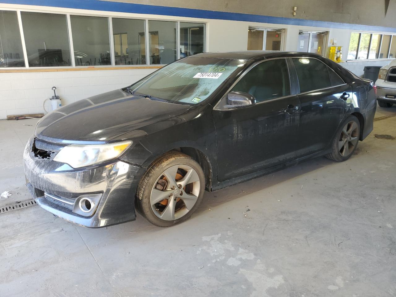 TOYOTA CAMRY SE 2013