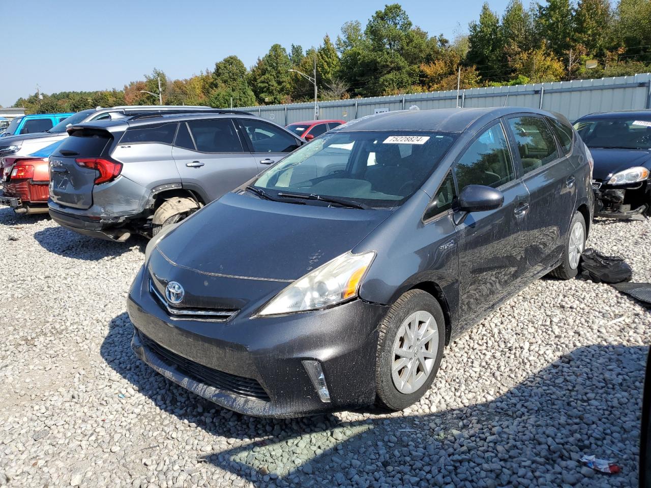 TOYOTA PRIUS V 2012