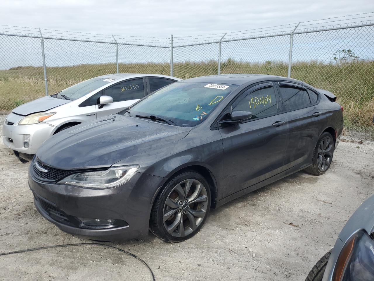 CHRYSLER 200 S 2015