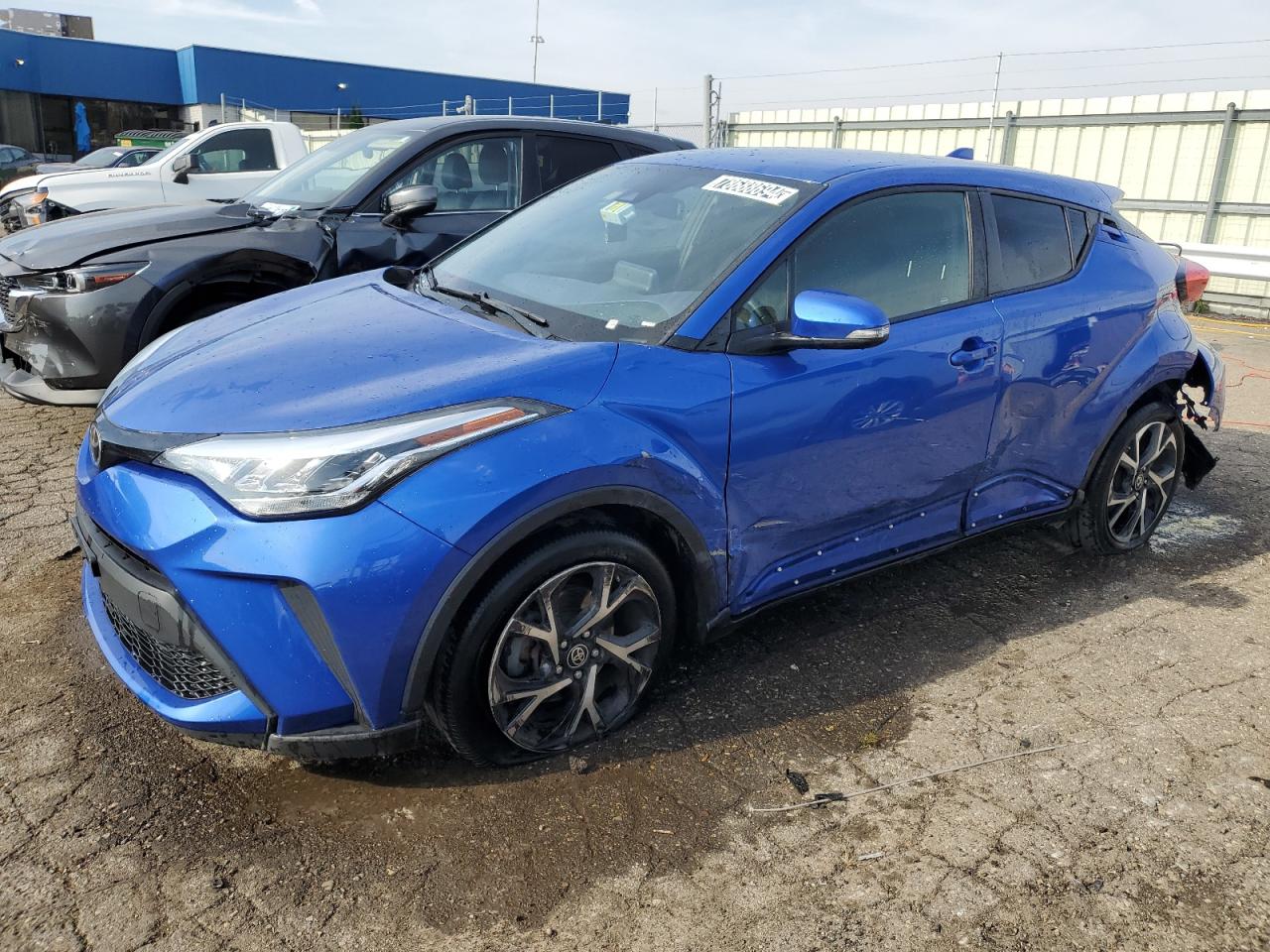 TOYOTA C-HR XLE 2021