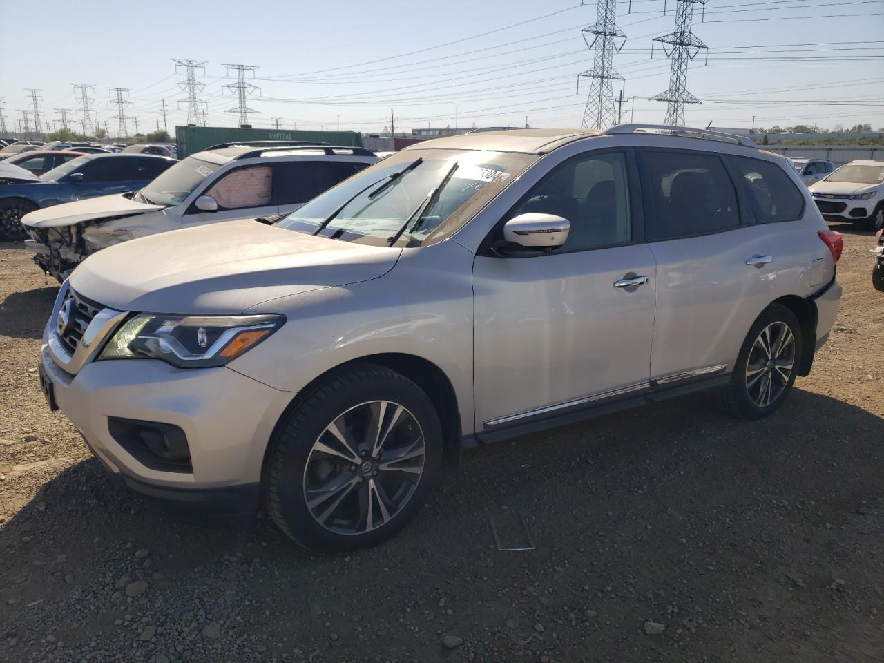 NISSAN PATHFINDER 2017