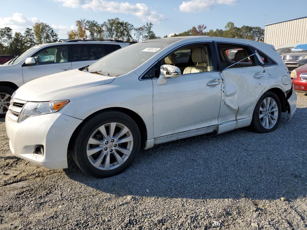 TOYOTA VENZA LE 2013