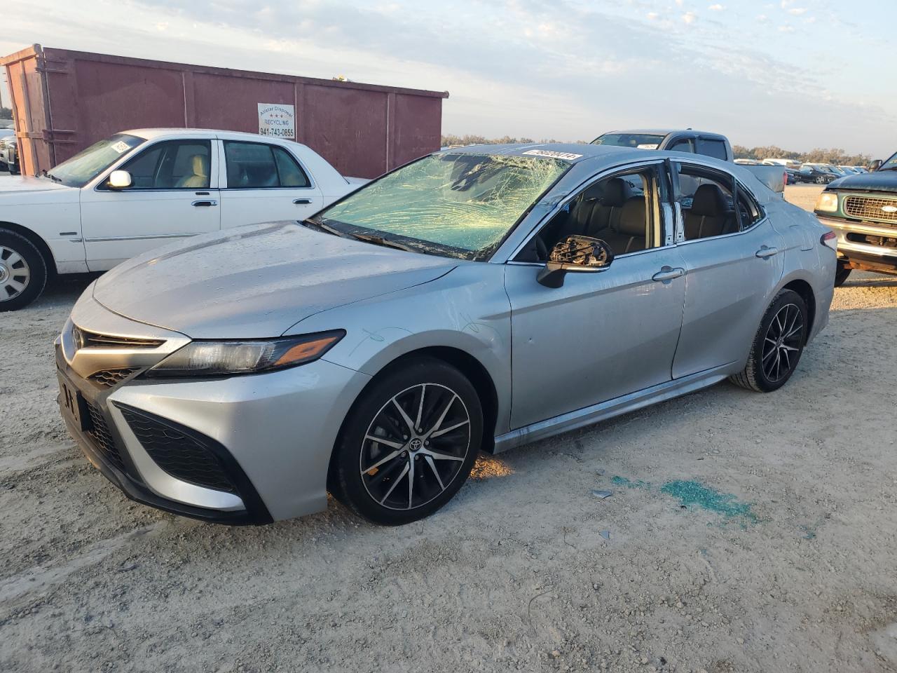 TOYOTA CAMRY SE N 2023