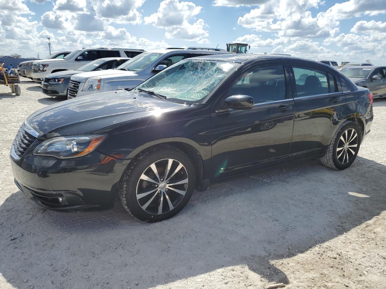 CHRYSLER 200 TOURIN 2013