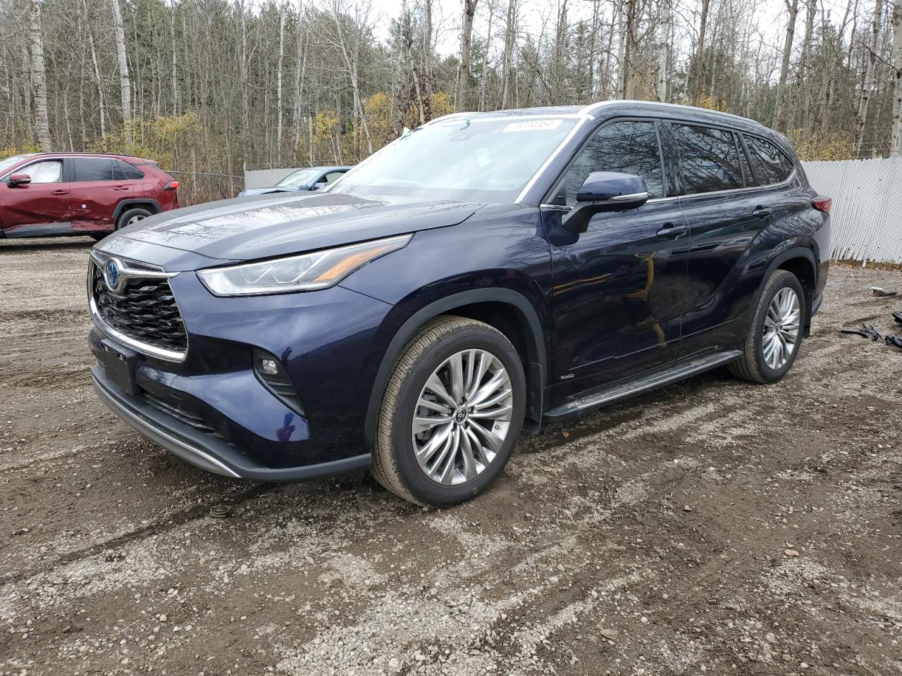 TOYOTA HIGHLANDER 2023