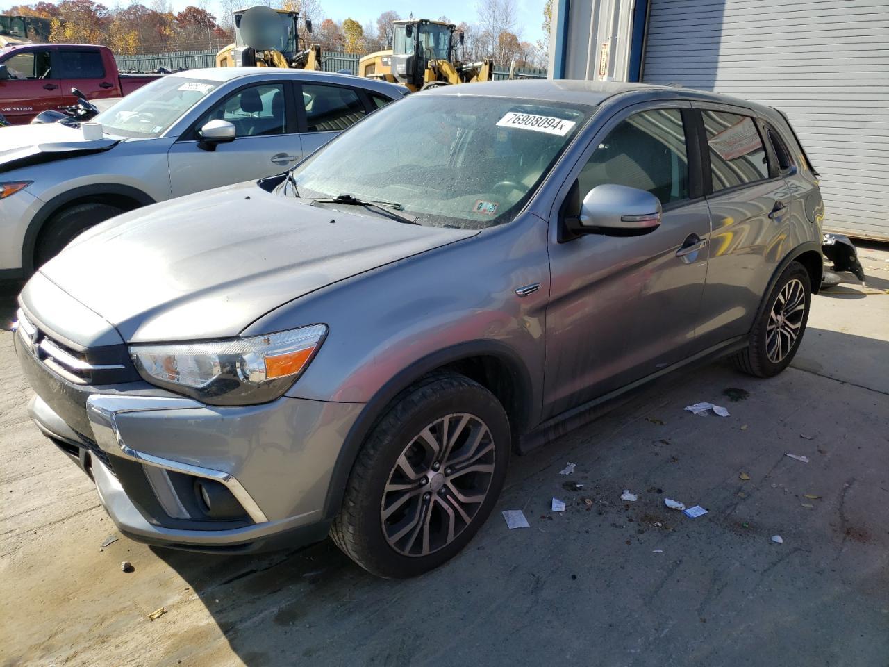 MITSUBISHI OUTLANDER 2018