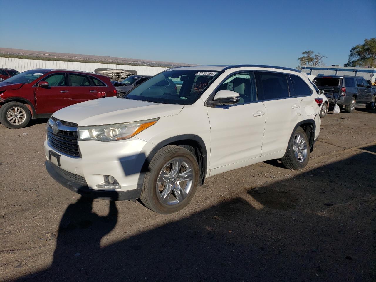 TOYOTA HIGHLANDER 2016