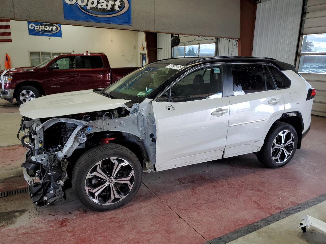 TOYOTA RAV4 PRIME 2021