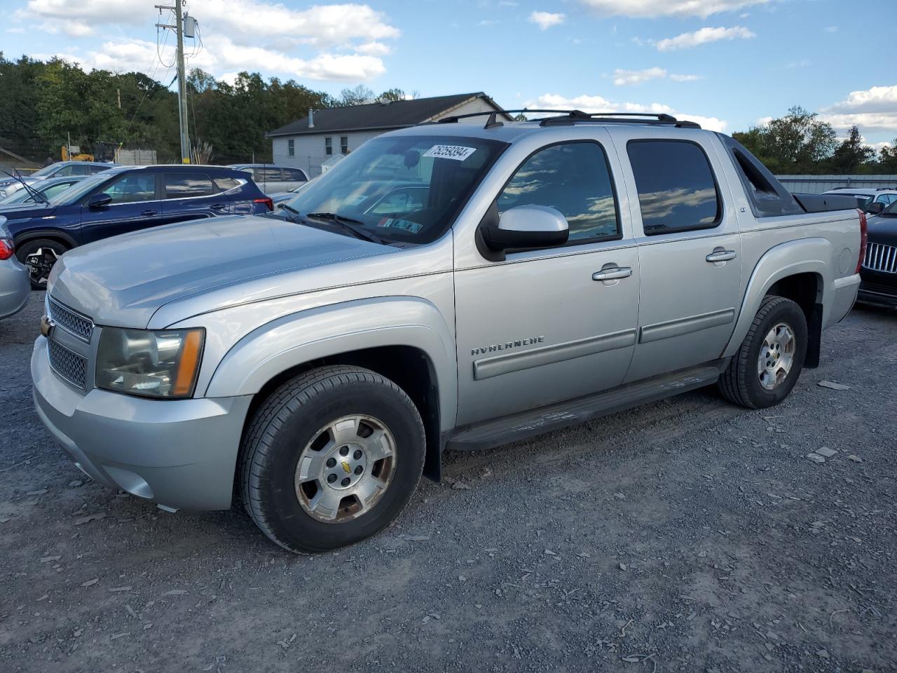 CHEVROLET AVALANCHE 2011