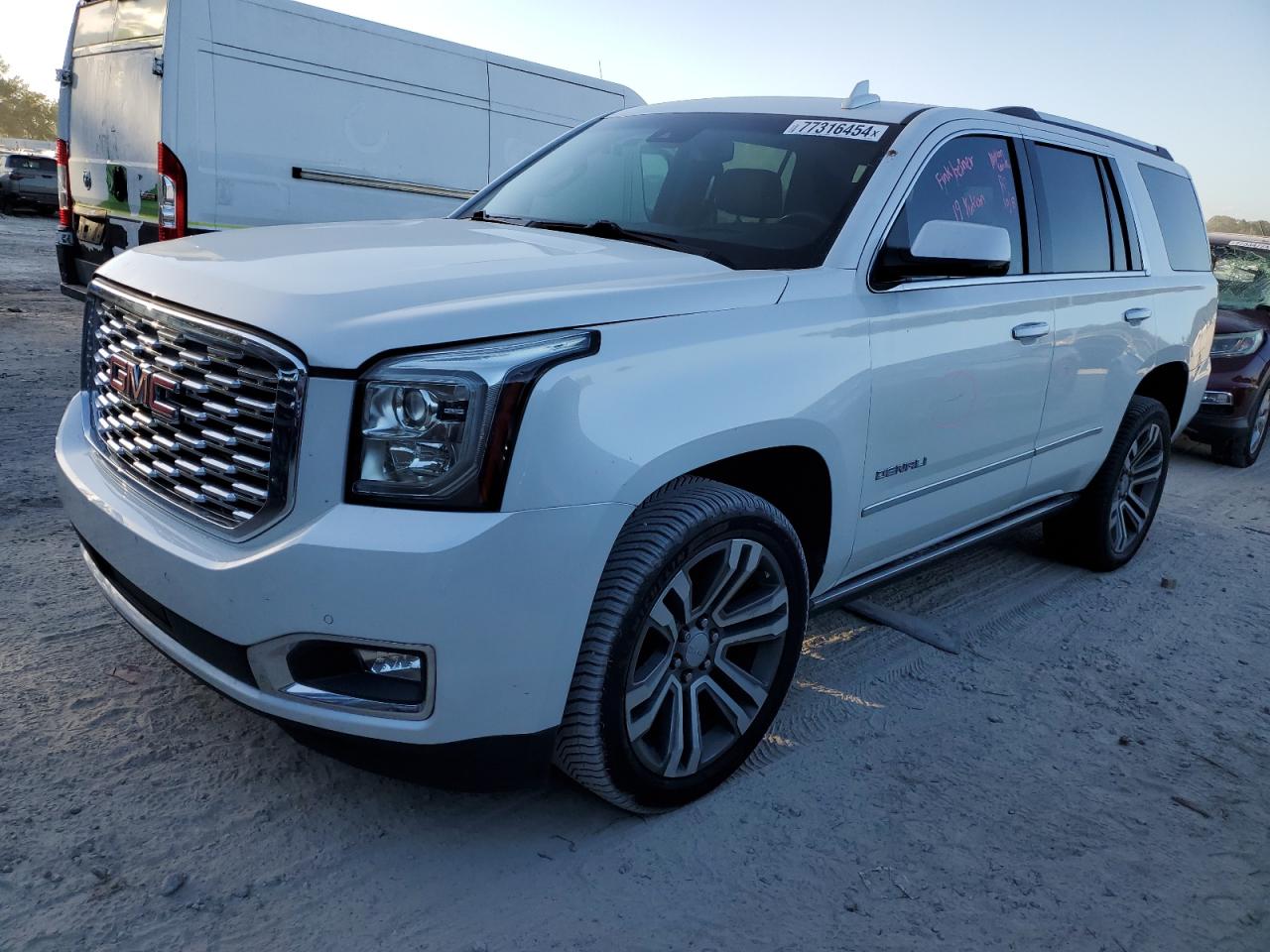 GMC YUKON DENA 2019