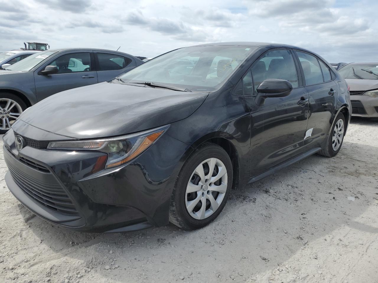 TOYOTA COROLLA LE 2023