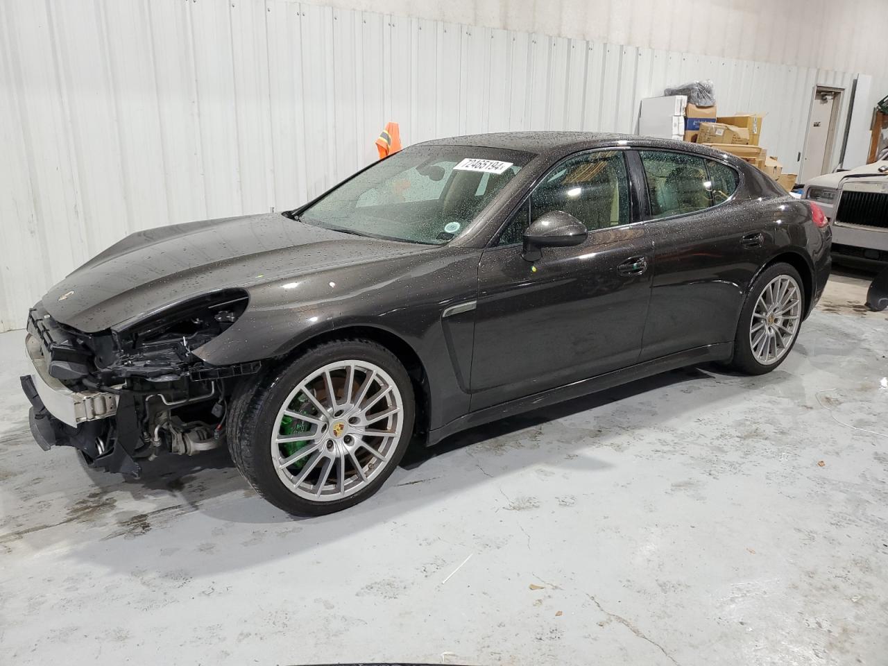 PORSCHE PANAMERA 2 2015