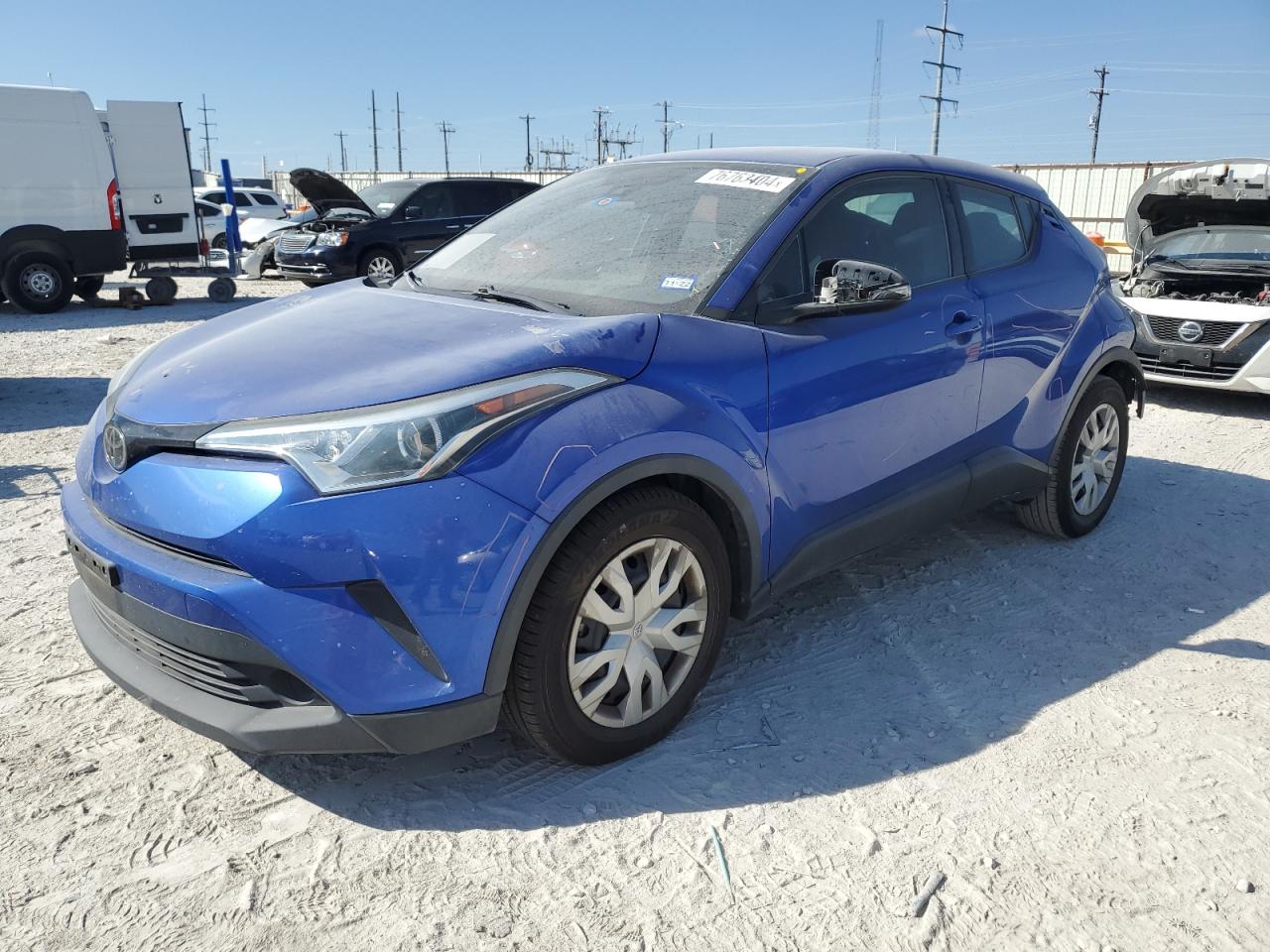 TOYOTA C-HR XLE 2019