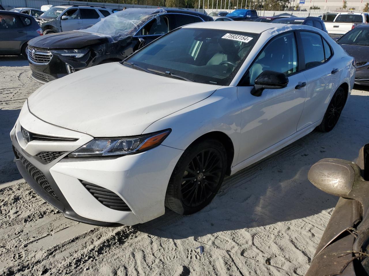 TOYOTA CAMRY SE 2020
