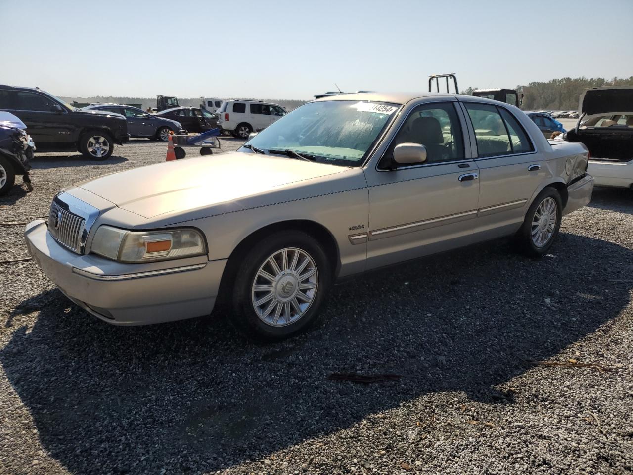 MERCURY GRAND MARQ 2009