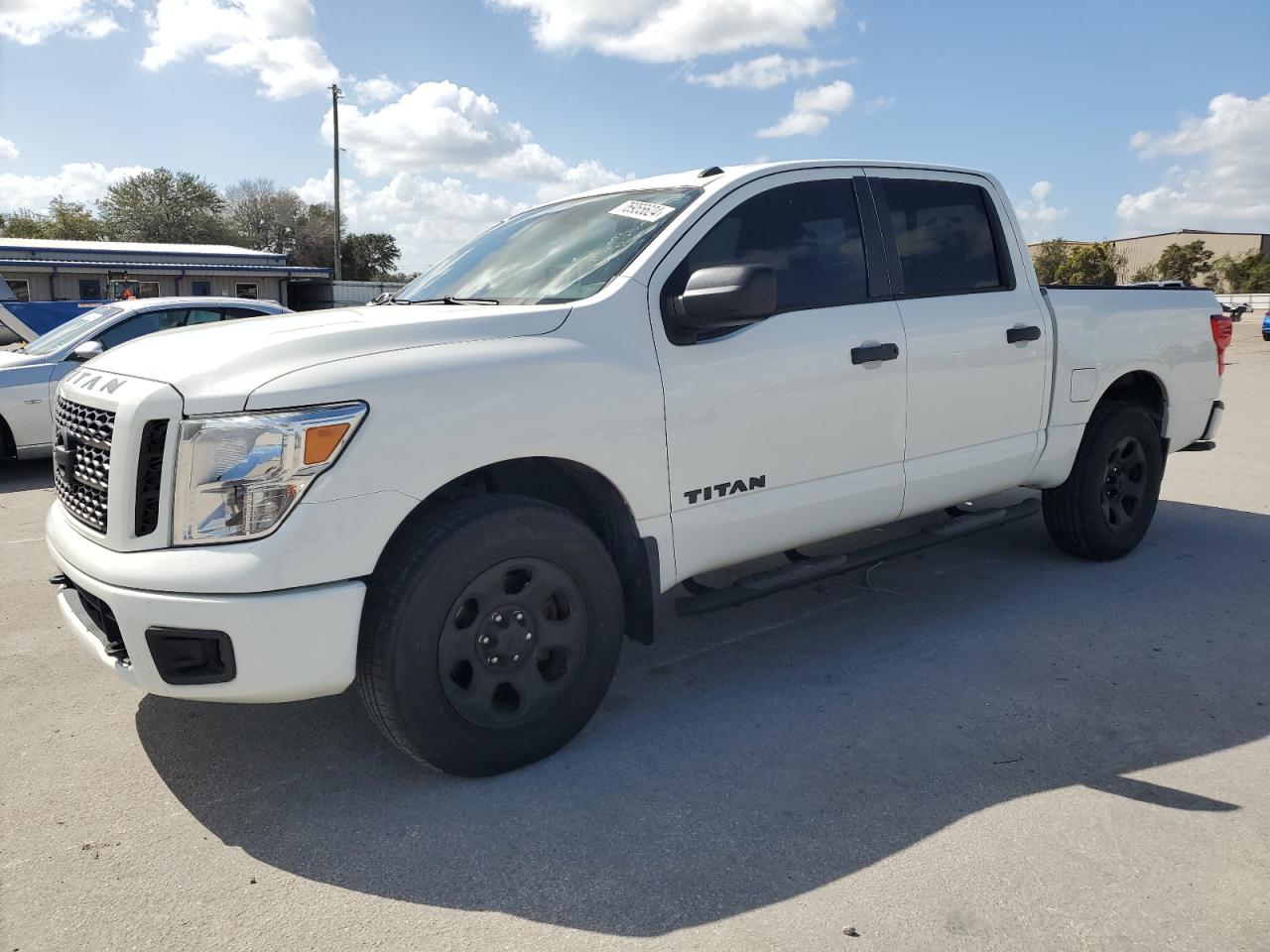 NISSAN TITAN S 2019